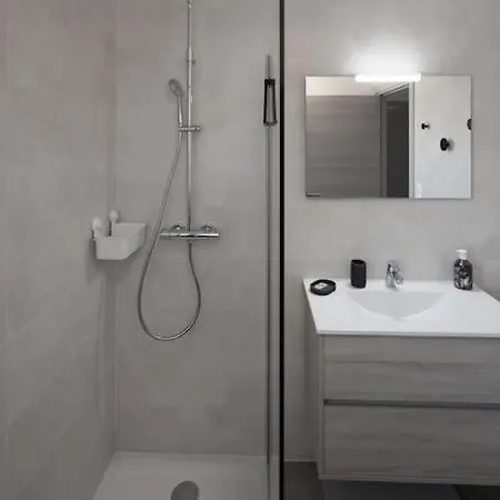 Apartment Recent, Confort , Vue Mer, A 5min