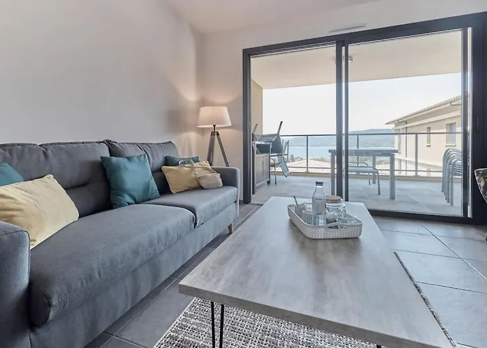 Appartement Récent, Confort , Vue Mer, à 5min *