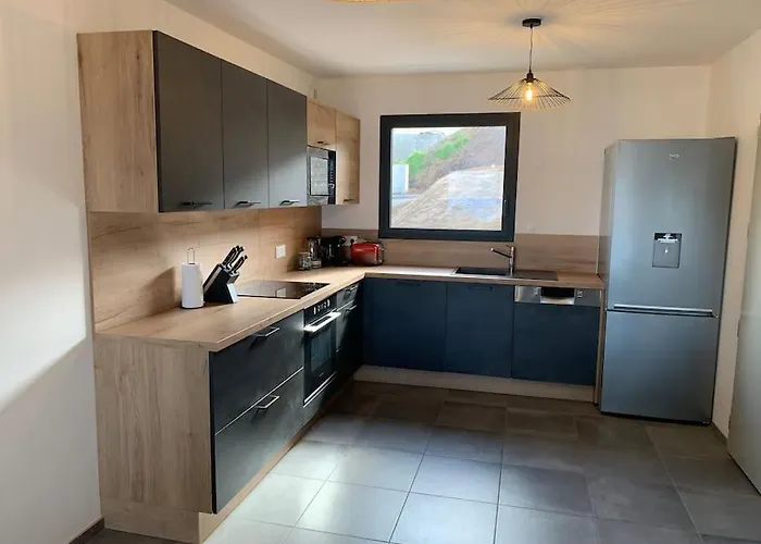 Appartement Récent, Confort , Vue Mer, à 5min *